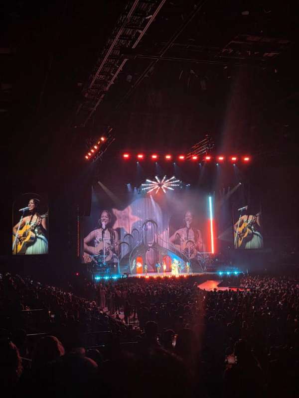 Pechanga Arena, section: LL21, row: 4, seat: 7