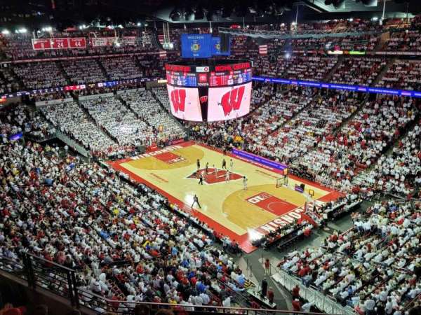 Kohl Center, section: 304, row: F, seat: 8