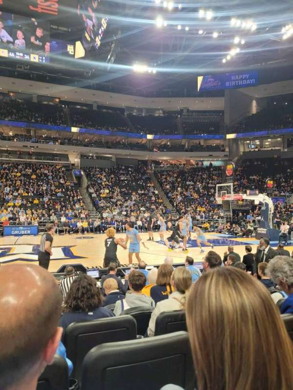 Fiserv Forum, section: 117, row: 4, seat: 9