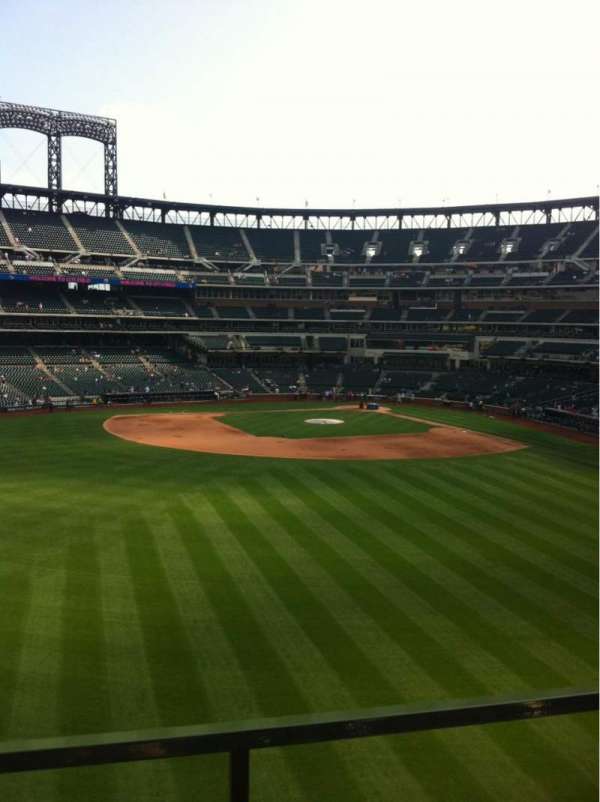 Citi Field, section: 337, row: 1, seat: 17