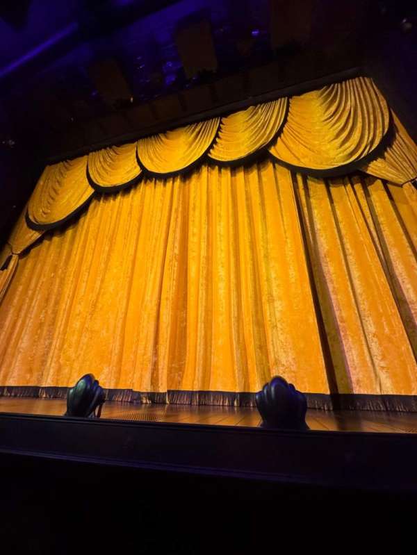 Trafalgar Theatre, section: Stalls, row: A, seat: 4