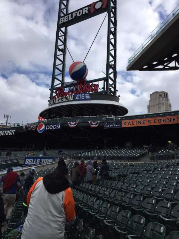 Comerica Park, section: 112, row: 25, seat: 21