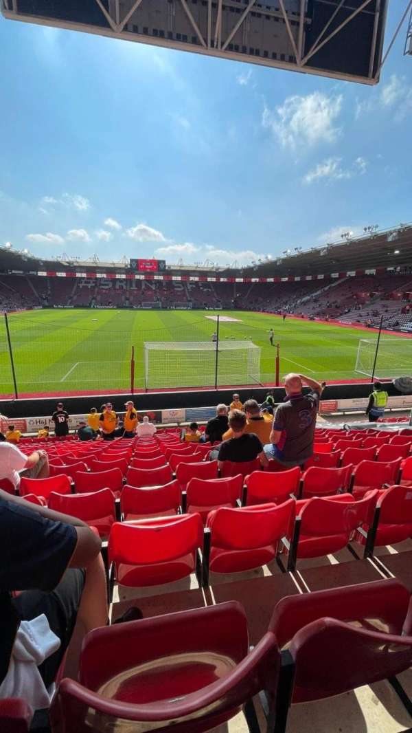 St Mary's Stadium, section: 43, row: Q, seat: 1120