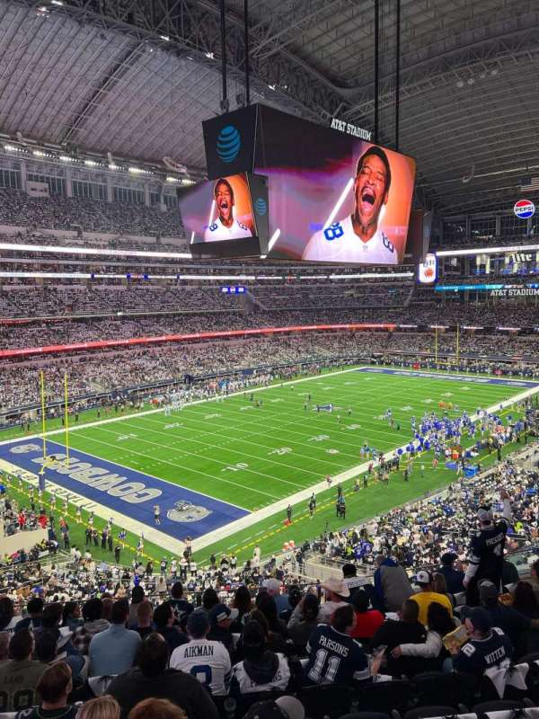 AT&T Stadium, section: 343, row: 11, seat: 9