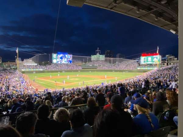 Wrigley Field, section: 218, row: 7, seat: 20
