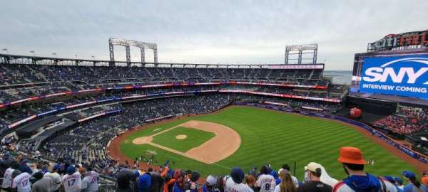 Citi Field, section: 504, row: 10, seat: 21