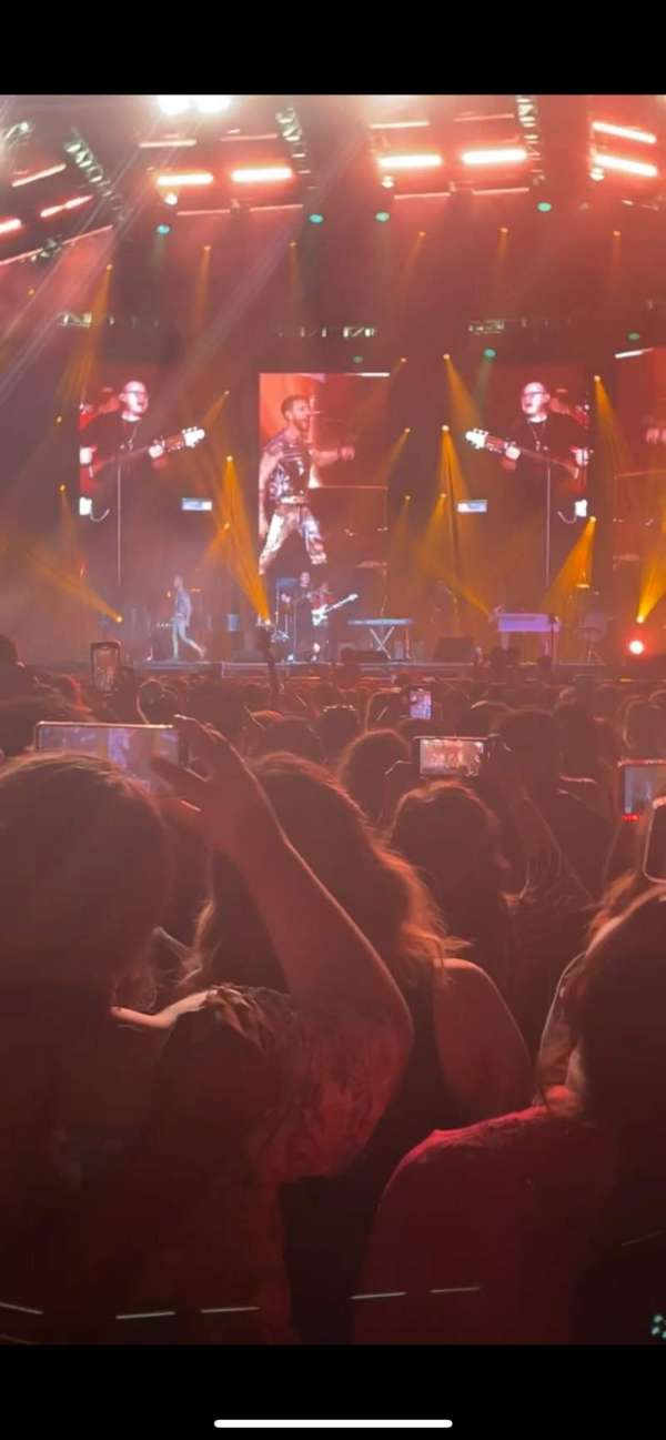 Kia Forum, section: J, row: 15, seat: 6