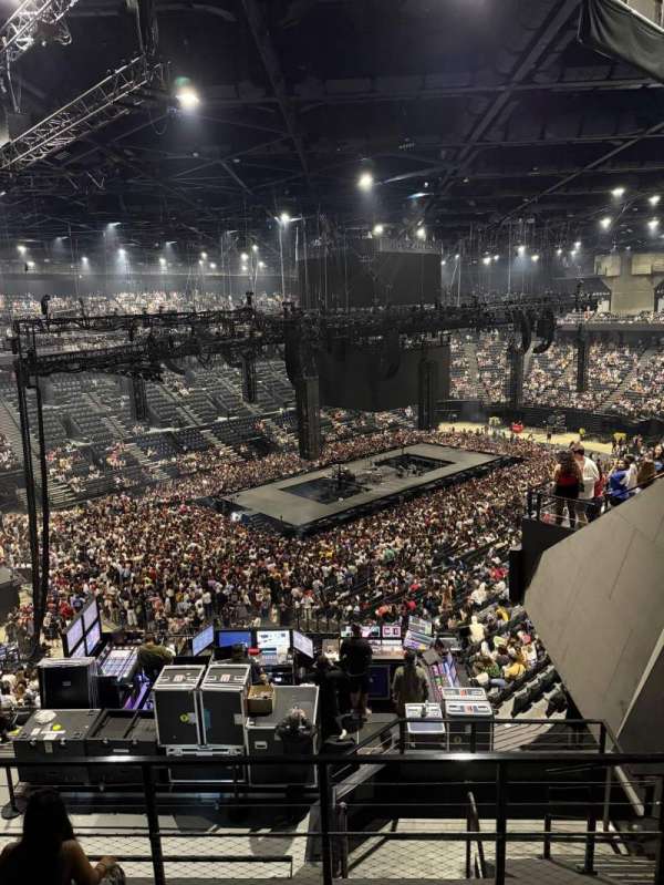 Paris La Défense Arena, section: L, row: 91, seat: 17