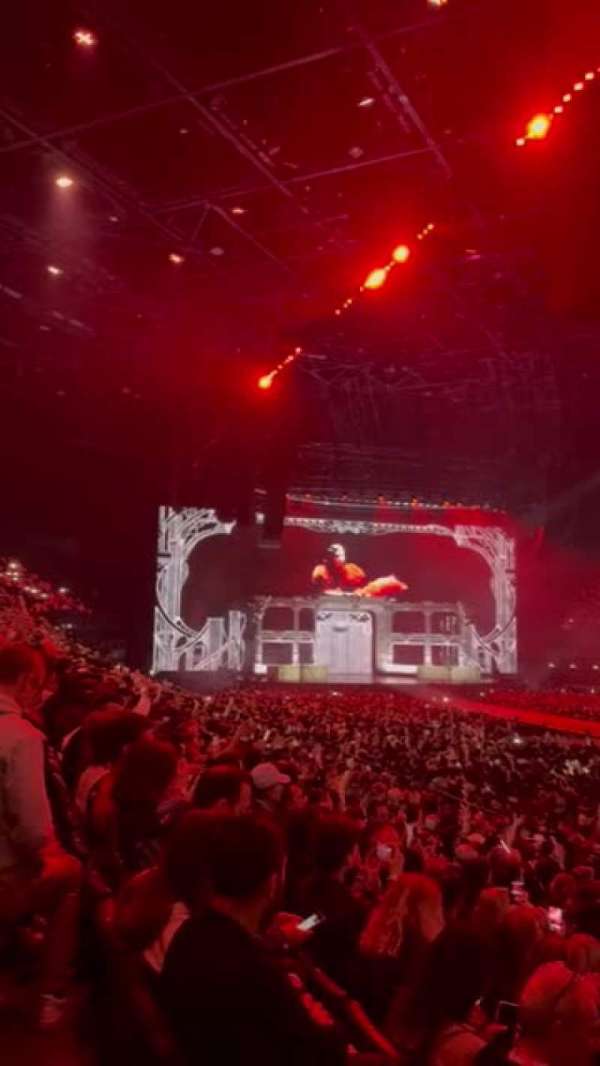 Accor Arena, section: Balcon R, row: 17, seat: 10