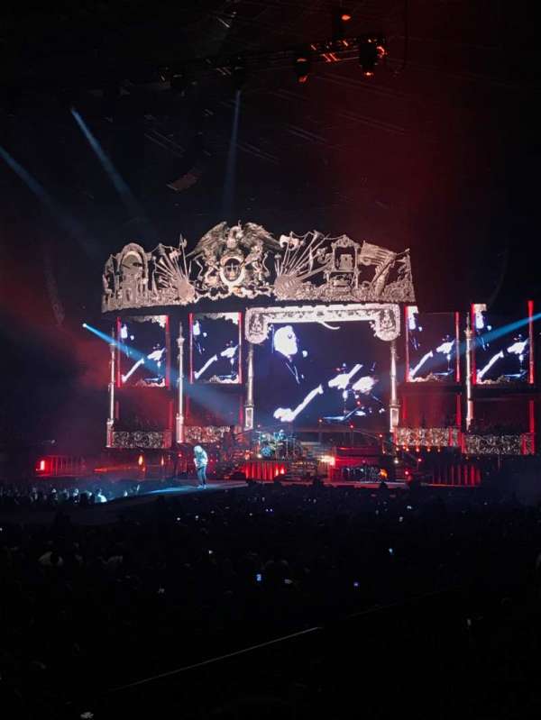 Kia Forum, section: 106, row: 2, seat: 5