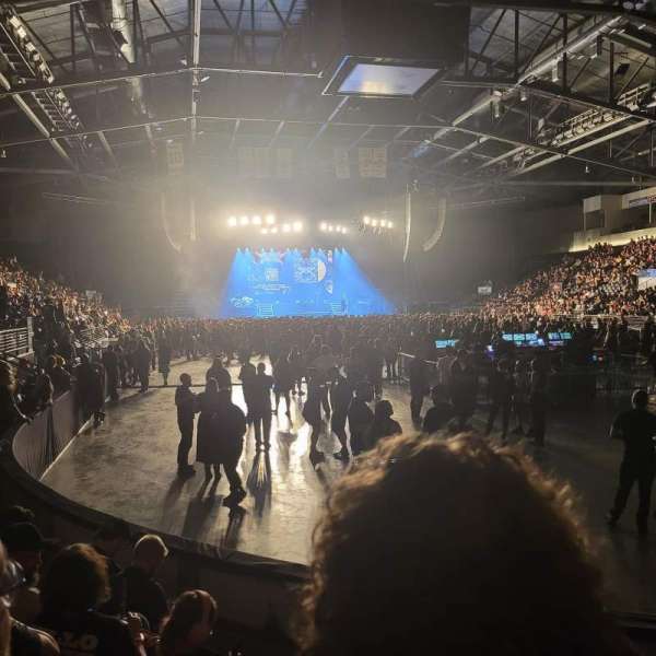 Accesso ShoWare Center, section: 118, row: 5, seat: 2