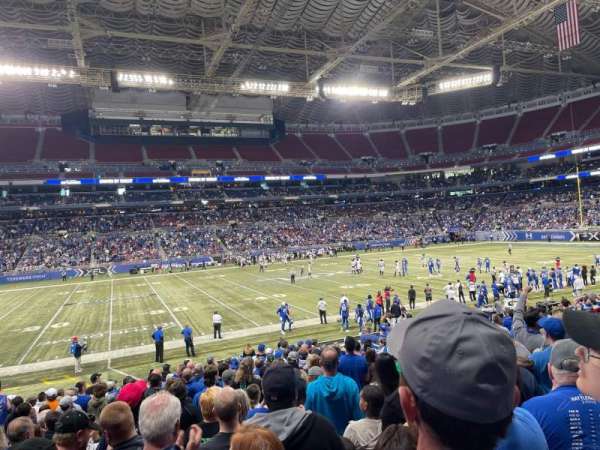 The Dome at America's Center, section: 142LO, row: Q, seat: 13
