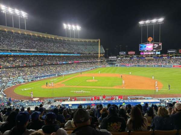 Dodger Stadium, section: 132LG, row: M, seat: 4