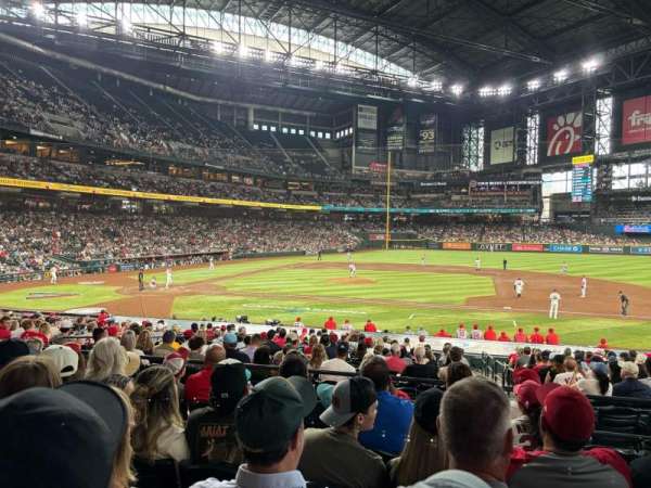 Chase Field, section: 116, row: 26, seat: 9