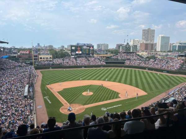 Wrigley Field, section: 420R, row: 1, seat: 6