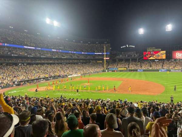 Rate Field, section: 123, row: 33, seat: 1