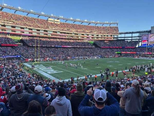 Gillette Stadium, section: 138, row: 29, seat: 1