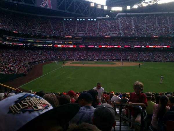 Chase Field, section: 105, row: 32, seat: 1