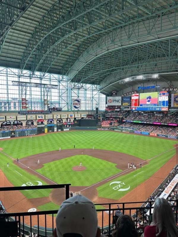 Daikin Park, section: 320, row: 3, seat: 1