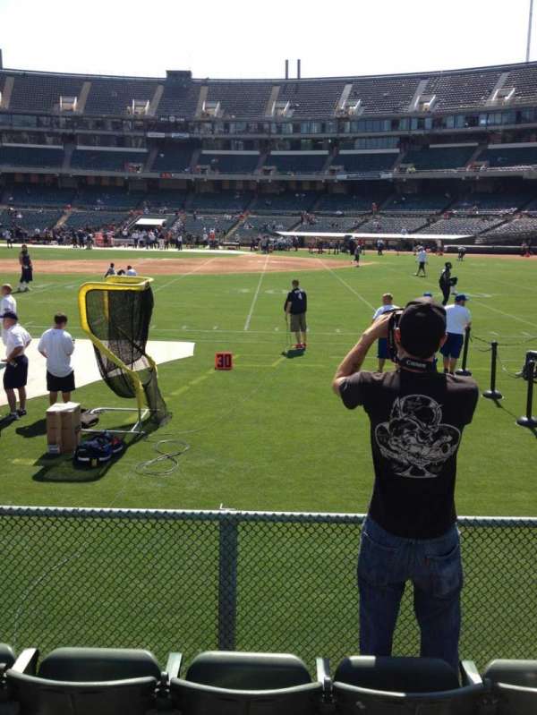 Oakland Coliseum, section: 140, row: 4, seat: 6