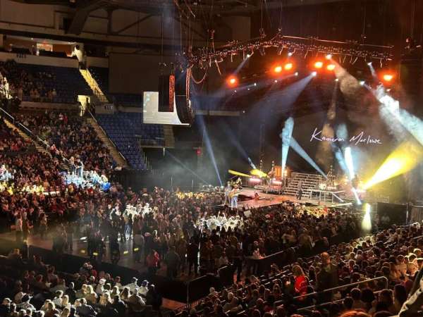Chaifetz Arena, section: 106, row: T, seat: 5