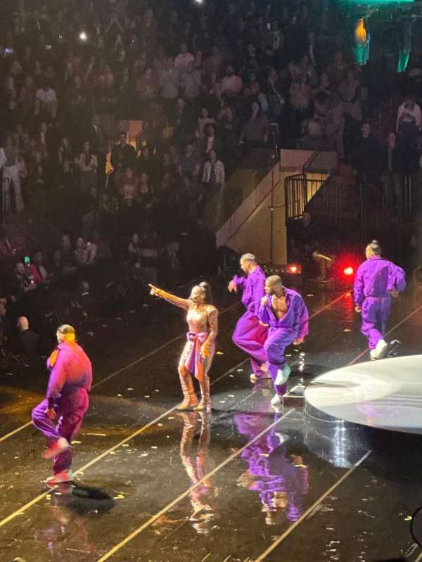 Madison Square Garden, section: 109, row: 17, seat: 19