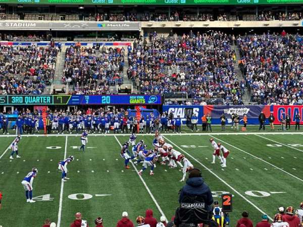 MetLife Stadium, section: 137, row: 18, seat: 26