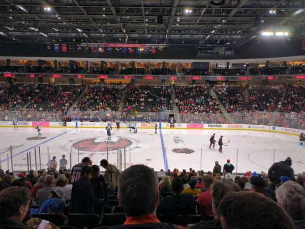 Acrisure Arena, section: 121, row: T, seat: 9