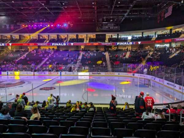 Acrisure Arena, section: 122, row: P, seat: 6