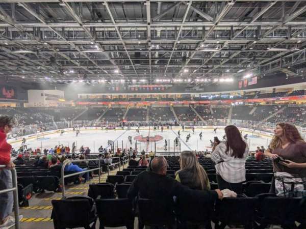 Acrisure Arena, section: 121, row: V, seat: 20