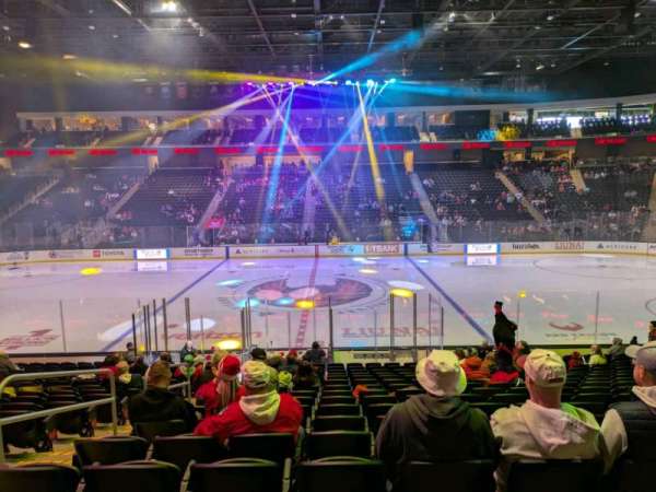 Acrisure Arena, section: 121, row: T, seat: 19