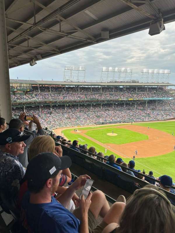 Wrigley Field, section: 429R, row: 2, seat: 9