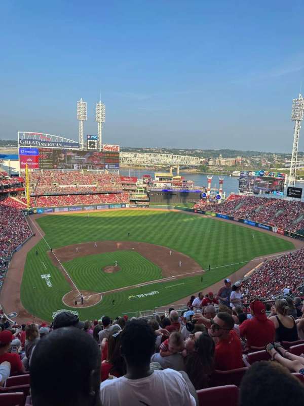 Great American Ball Park, section: 526, row: R, seat: 11