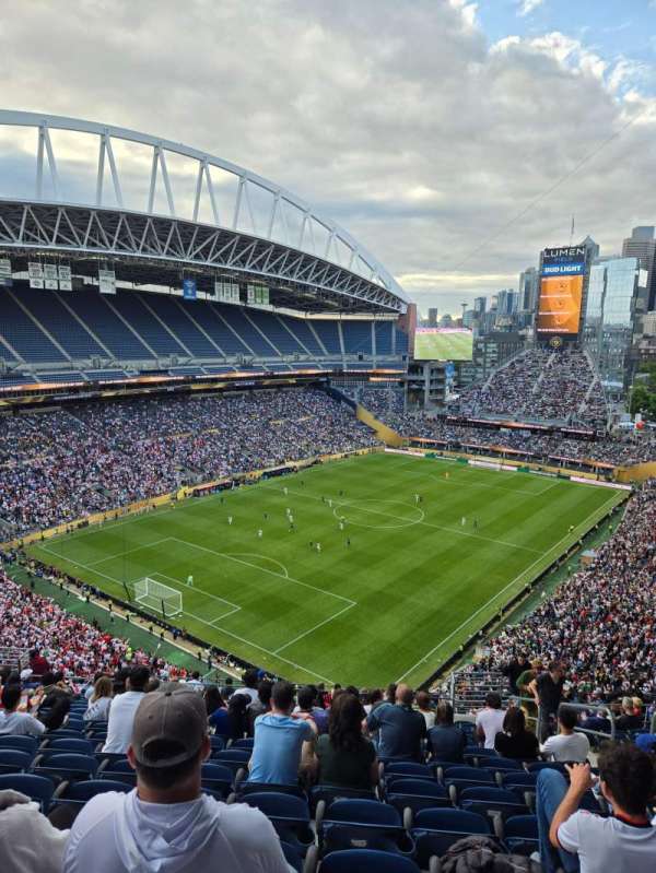 Lumen Field, section: 317, row: U, seat: 6