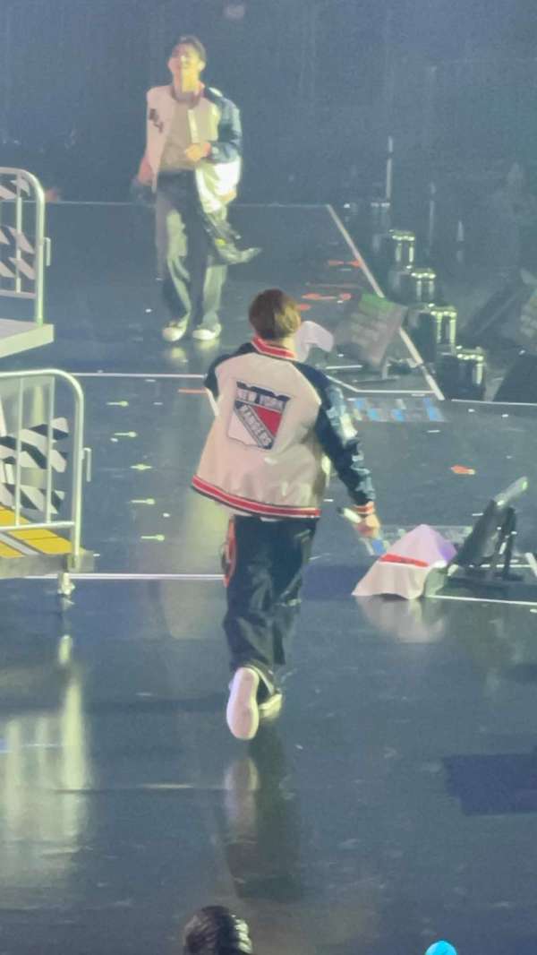 Madison Square Garden, section: 115, row: 16, seat: 12