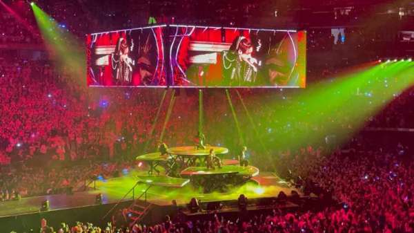 Madison Square Garden, section: 115, row: 16, seat: 12