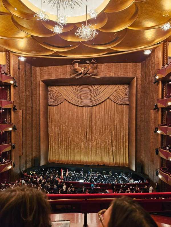 Metropolitan Opera House - Lincoln Center, section: Dress Circle RC, row: B, seat: 114