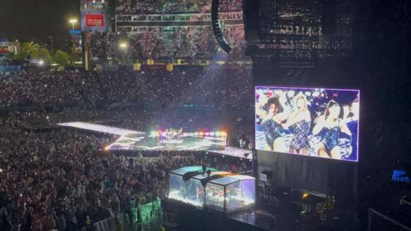Photo by JesterB at Nissan Stadium