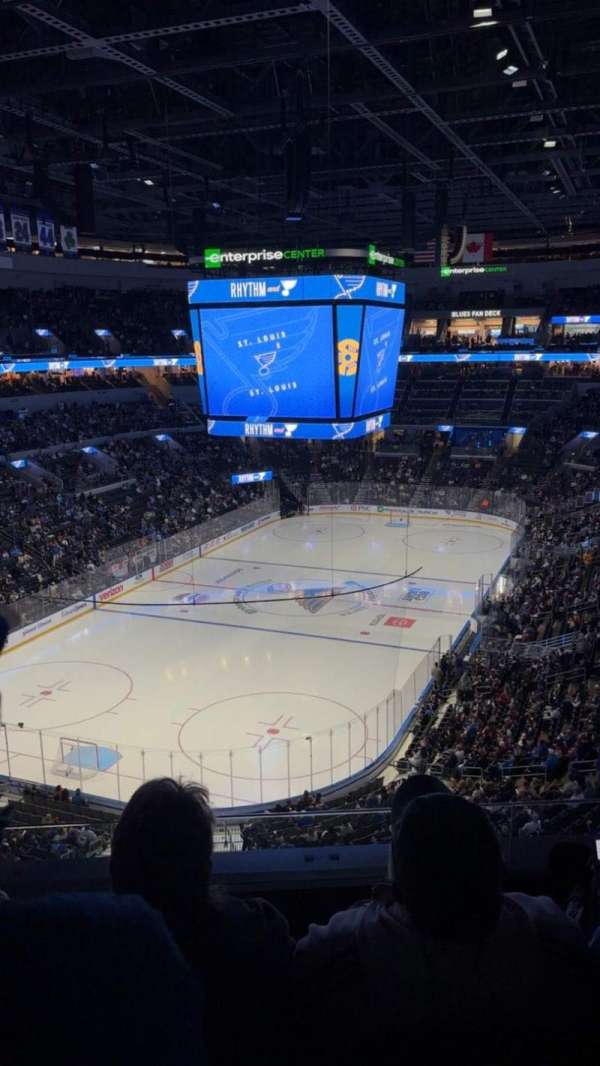 Enterprise Center, section: 309, row: D, seat: 9