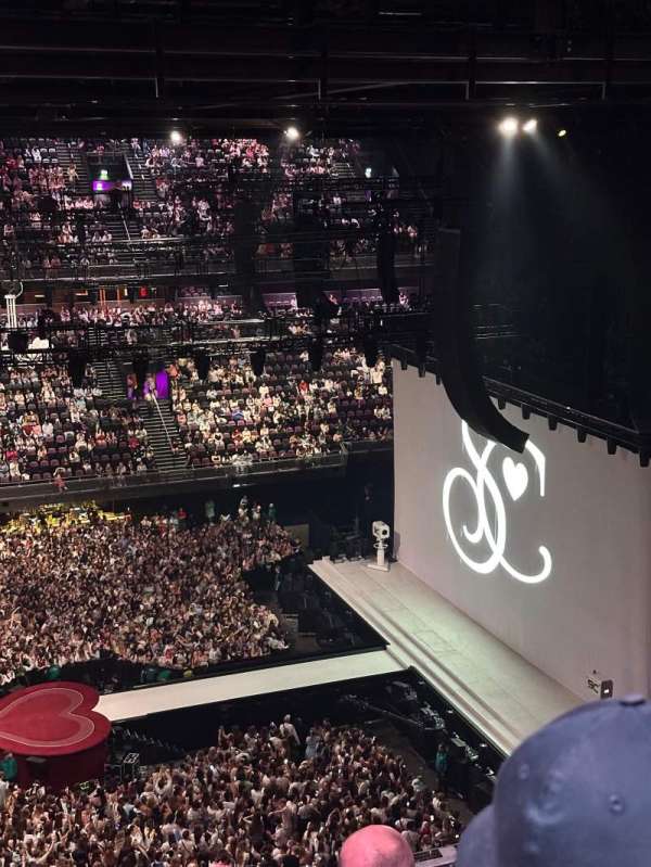Ziggo Dome, section: 203, row: 11, seat: 67