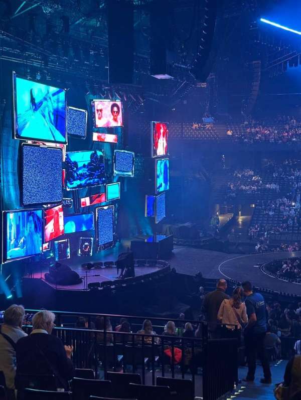AFAS Dome, section: 152, row: 35, seat: 1