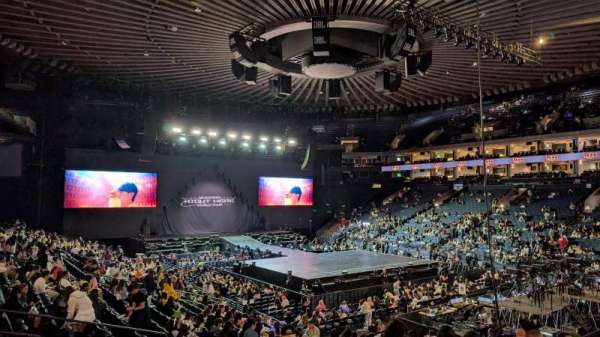 Oakland Arena, section: 110, row: 17, seat: 20