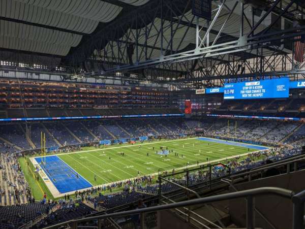 Ford Field, section: 326, row: 6, seat: 9