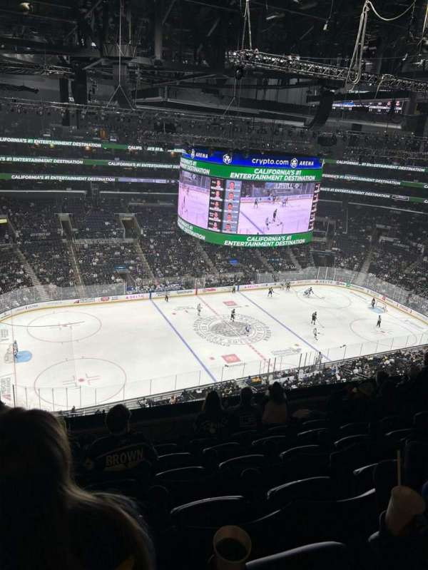 Crypto.com Arena, section: 320, row: 7, seat: 18