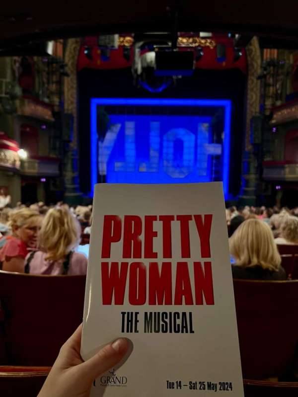 Leeds Grand Theatre, section: Stalls, row: R, seat: 12