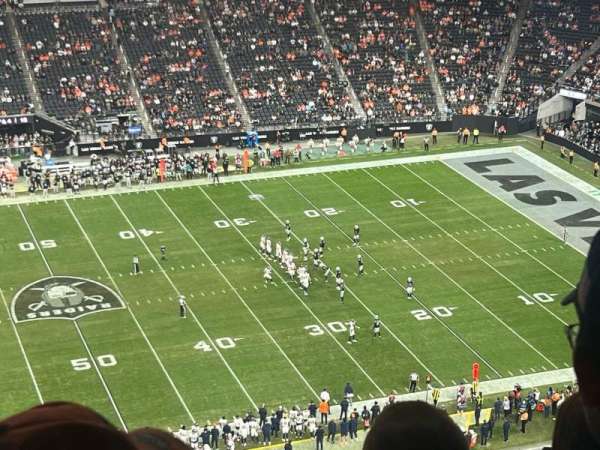 Allegiant Stadium, section: 413, row: 14, seat: 17