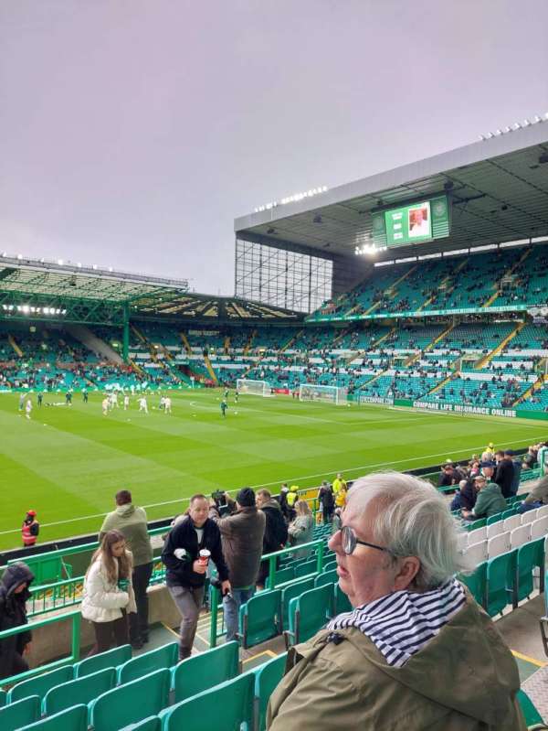 Celtic Park, section: 105, row: T, seat: 21