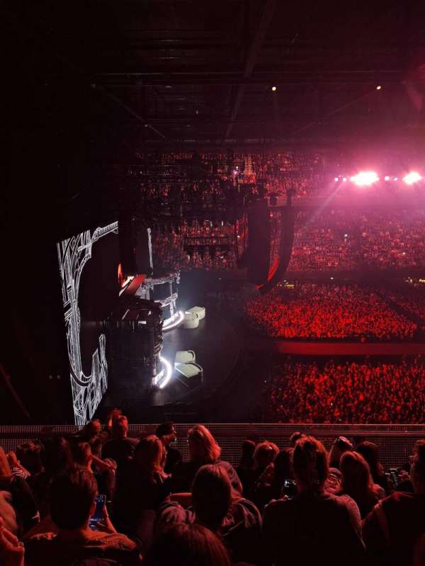 Ziggo Dome, section: 213, row: 6, seat: 441