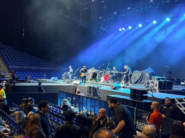 Coliseo De Puerto Rico, section: 101, row: E, seat: 13