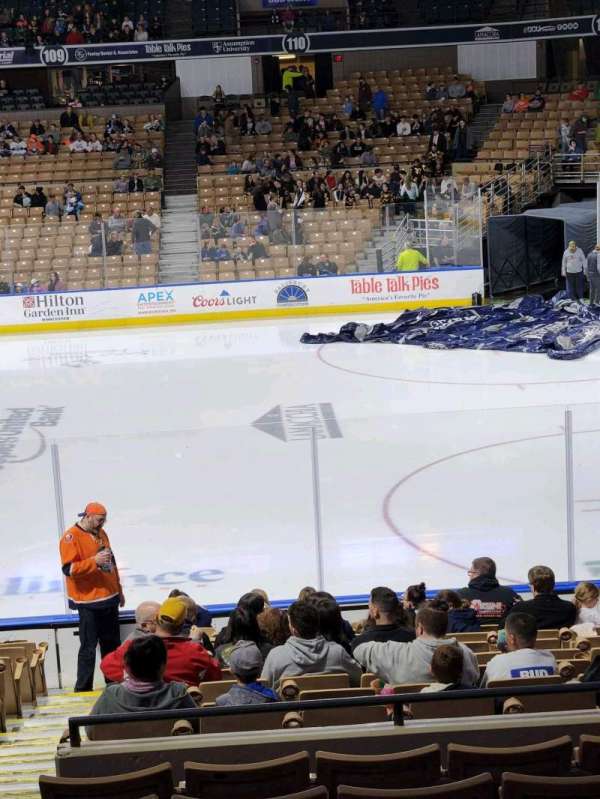 Dcu Center, section: 121, row: G, seat: 12